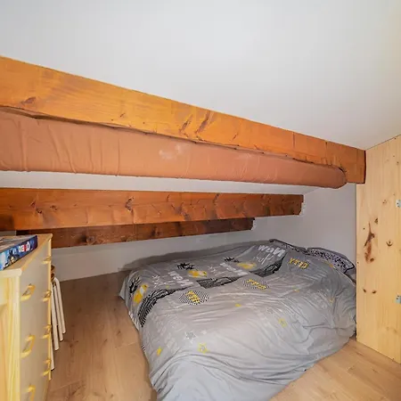 Cozy In *
